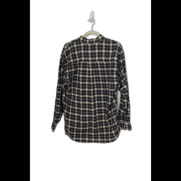 G.H.bass & Co. long sleeve button up M - Picture 2 of 3